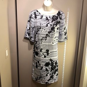 NWT Laundry by Shelli Segal dress size 10